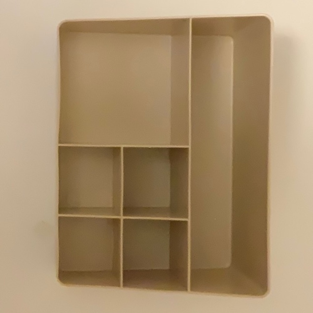 Skincare Dresser